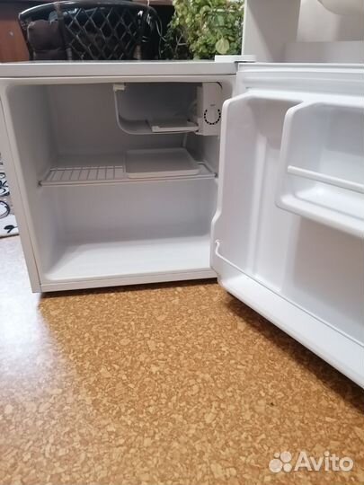 Холодильник midea