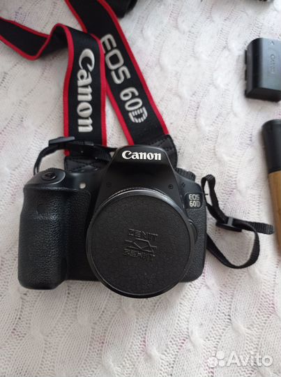 Продам фотоаппарат Canon 60D