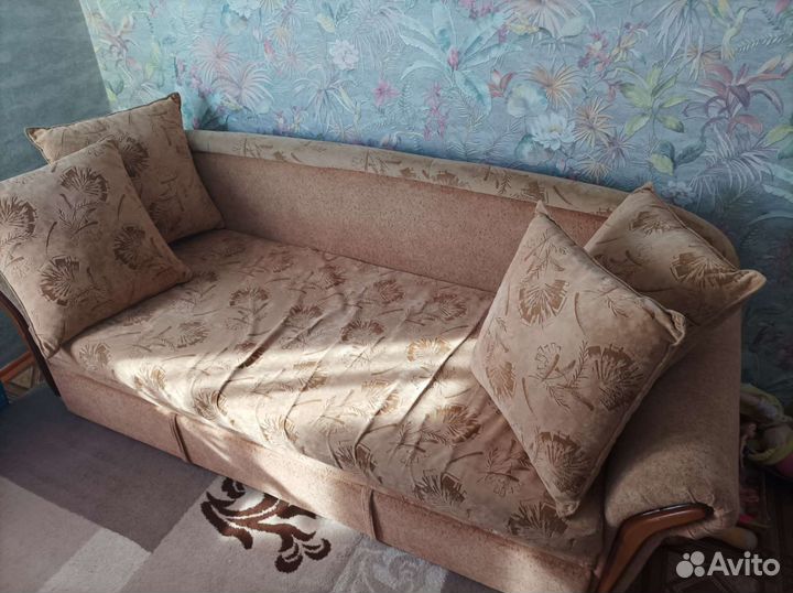 Диван б/у.Торг.Самовывоз