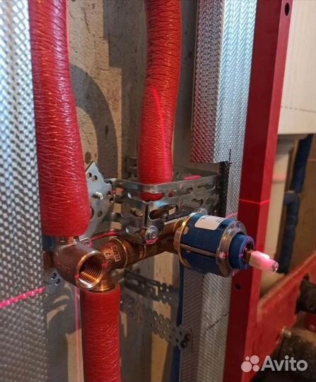 Сантехник. Услуги Сантехника. Слесарь