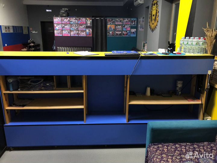 Барная стойка б/у ресепшн