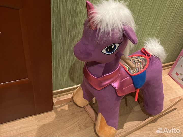 Качалка лошадь