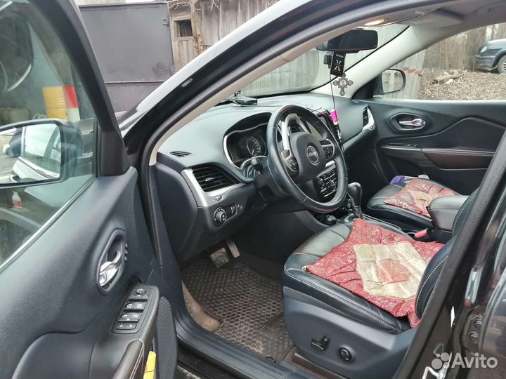 Jeep Cherokee 3.2 AT, 2014, 151 000 км
