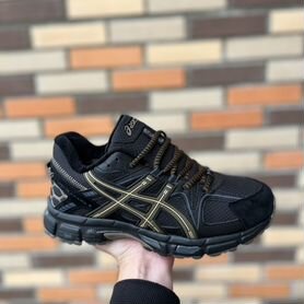 Зимние кроссовки asics