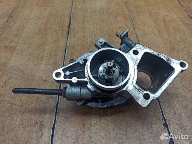 Вакуумный насос тормозной системы Ford Mondeo N7BA