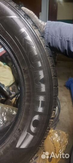 Kumho I'Zen KW31 235/60 R18 107