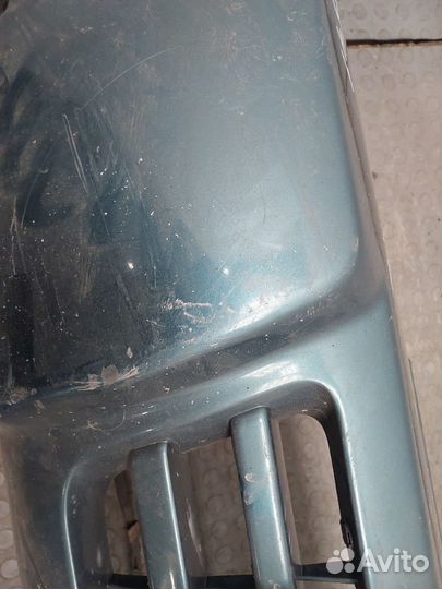 Фара противотуманная Mitsubishi Pajero / Montero