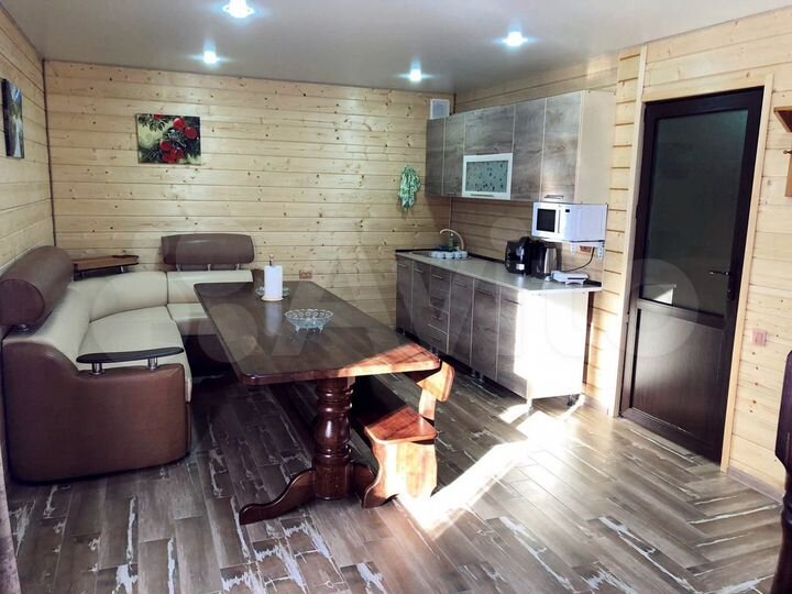 Дом 148 м² на участке 7 сот.