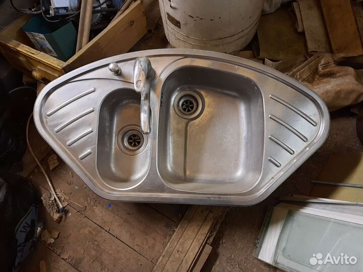 Раковина для кухни угловая Franke