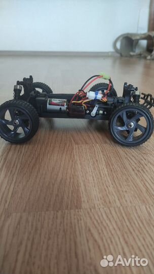 Игрушки машина с пультом на запчасти