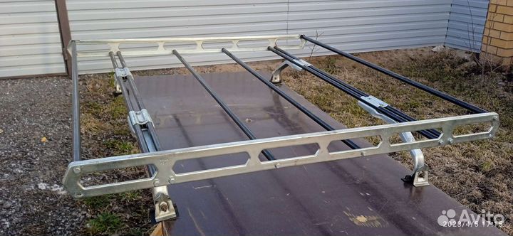 Багажник на крышу