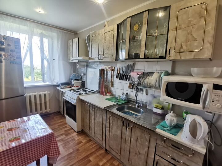 3-к. квартира, 58 м², 6/6 эт.