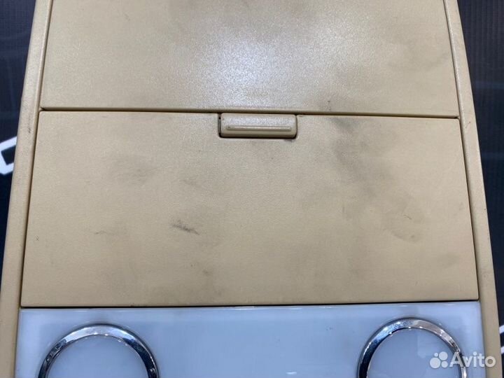 Плафон салона Volkswagen Touareg 7L AXQ/4 2006