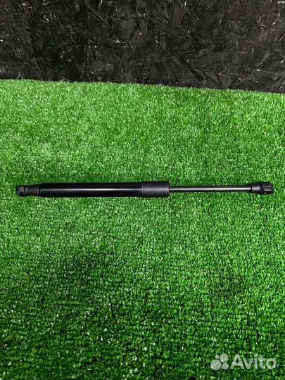 Амортизатор капота передний Bmw X5 E53