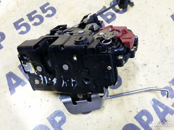 Замок двери задней правый Audi A4 (B6)