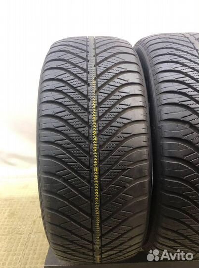 Goodyear Vector 4Seasons 225/50 R17 94V