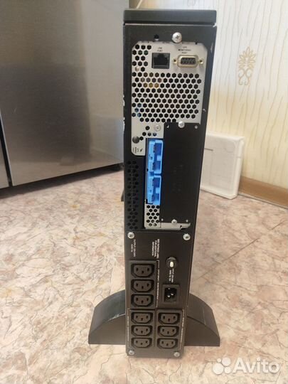 Ибп APC Smart-UPS XL1500VA/1425W