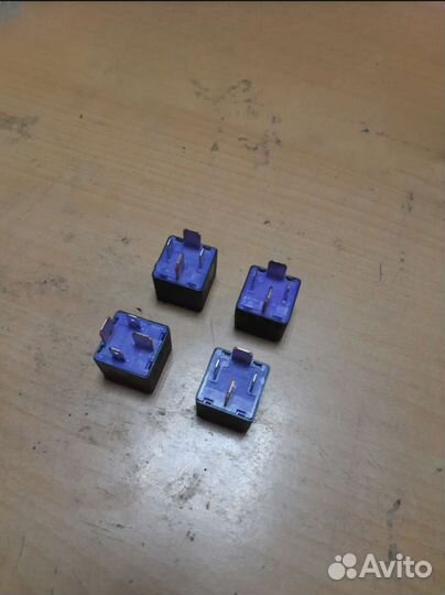 Реле свечей накала на Хюндай Портер 1 / Разборка