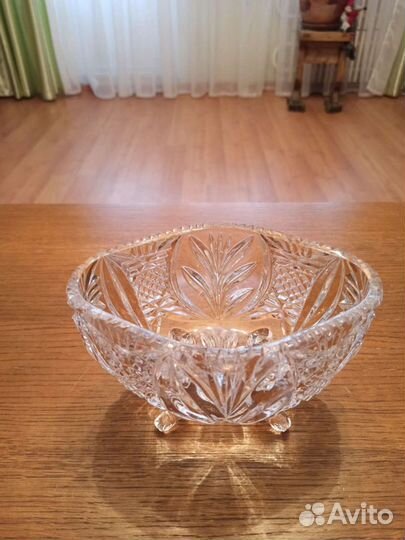 Хрустальная ваза