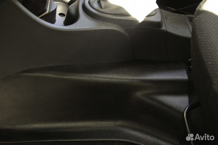 Накладки защитные на центр тоннель Лада Ларгус