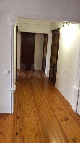 3-к. квартира, 90 м², 4/9 эт.