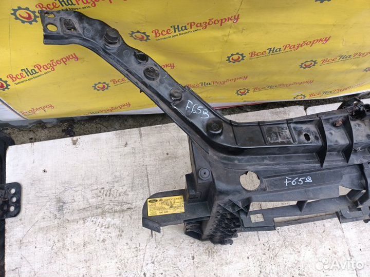 Рамка радиатора Ford Fusion 1.4 fxja 2006