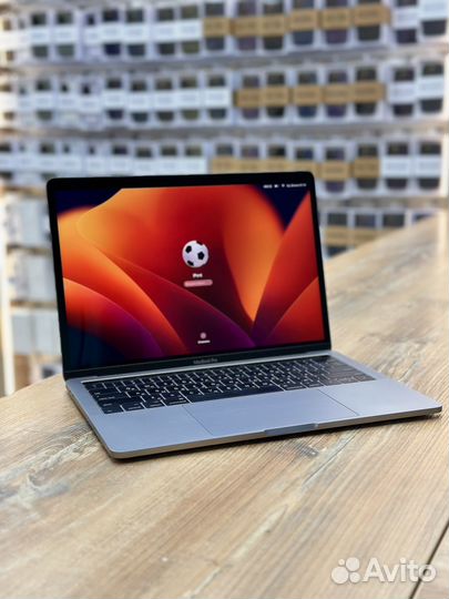 MacBook Pro 13