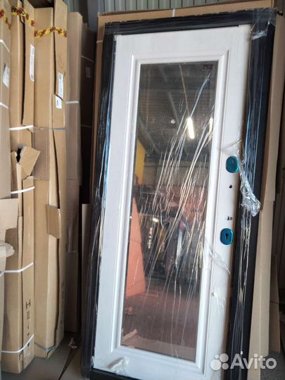 Дверь входная металлическая