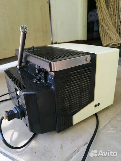 Телевизор шилялис 403д