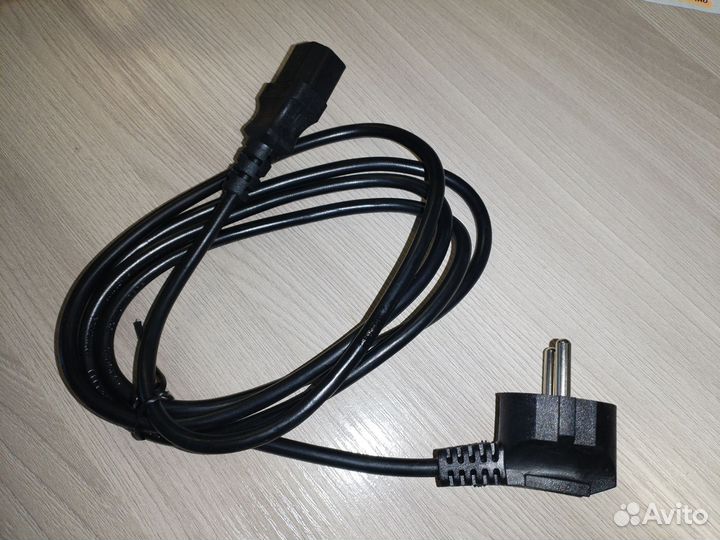 Кабель питания/IEC C13