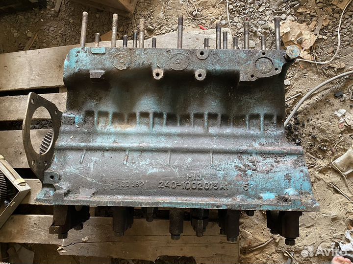 Блок двигателя д240