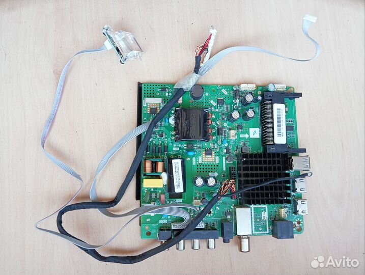 Электронная плата телевизора исправная