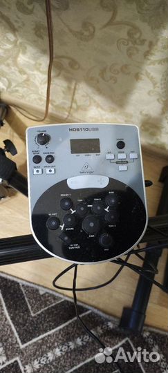 Электронные ударные Behringer XD8USB