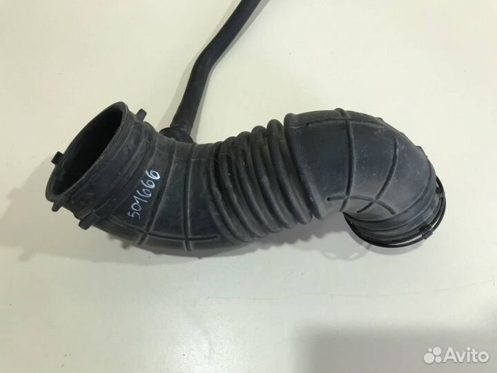 Патрубок воздушного фильтра Hyundai Solaris 2010-2