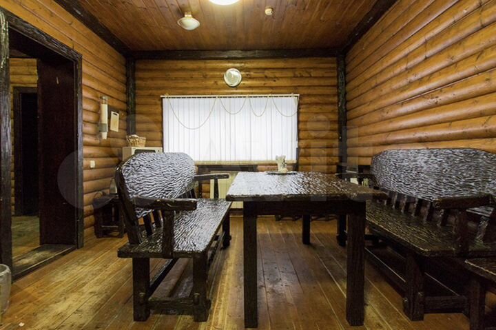 Дом 140 м² на участке 4 сот.