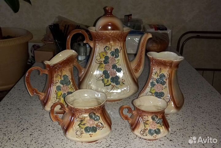 Сервиз чайно - кофейный