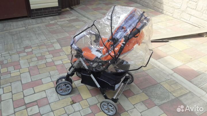 Коляска трансформер. Отдам за памперсы для ребенка
