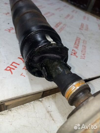 Карданный вал Nissan Juke хэтчбек MR16DT 2012