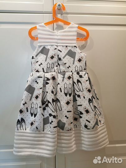 Платье нарядное