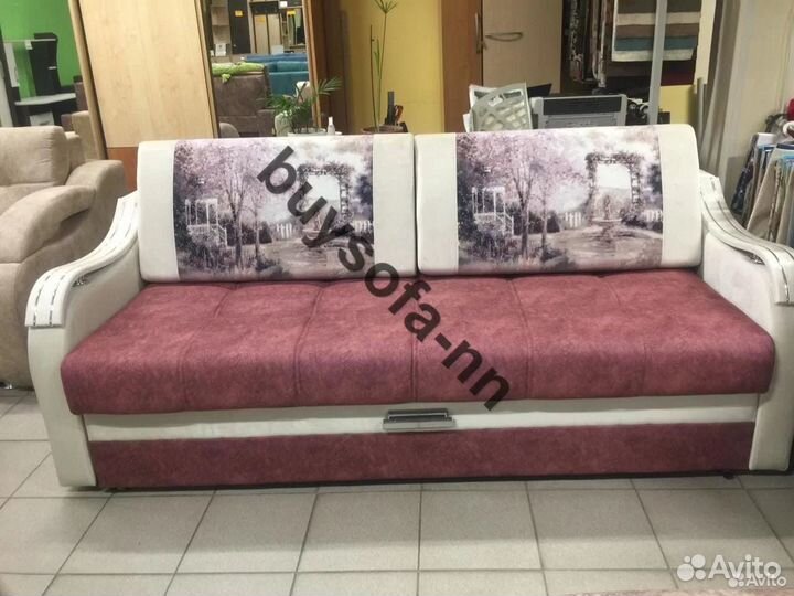 Диван на металлокаркасе 003
