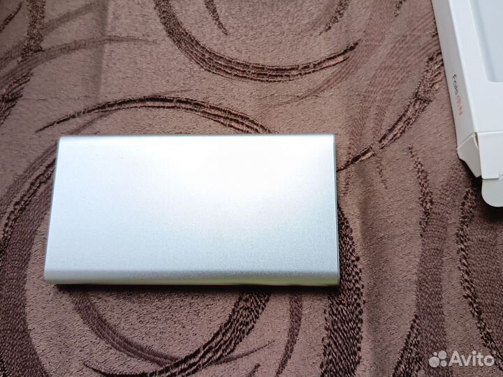 Внешний аккумулятор для телефона