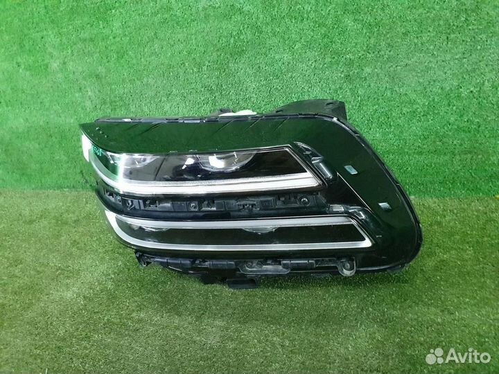 Фара правая Genesis GV80