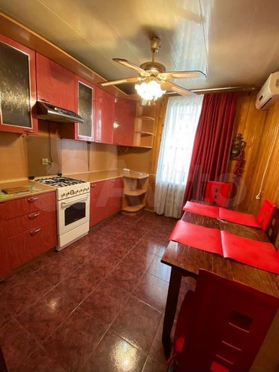 3-к. квартира, 64 м², 1/9 эт.