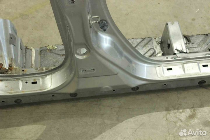 Порог правый железо Honda CR-V (Хонда ср-В) RE3 04