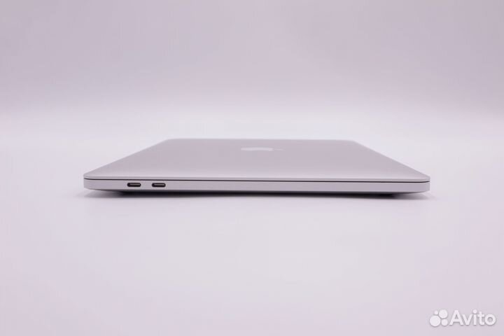 MacBook Pro 13 2022 m2 8gb 512gb