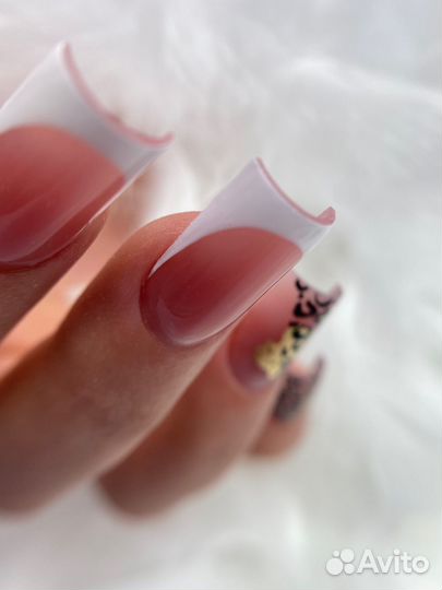 Маникюр/ педикюр/ моделирование