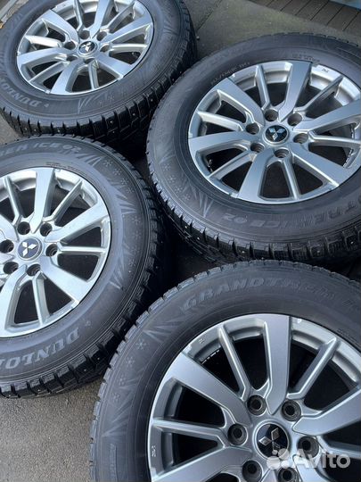 Оригинальный комплект колес R18 Mitsubishi Pajero