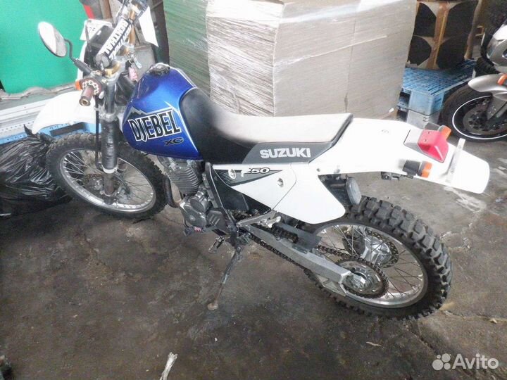 Suzuki Djebel 250 XC