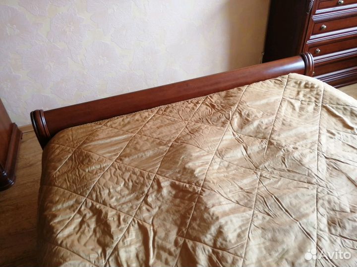 Спальный гарнитур Италия