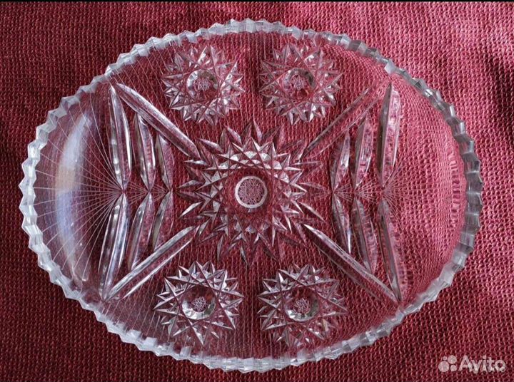 Ваза хрустальная интерьерная